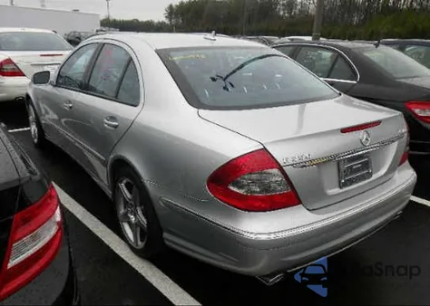 2009 Mercedes-Benz E350 4M Awd z USA, uszkodzony, nr VIN WDBUF87X99B393398